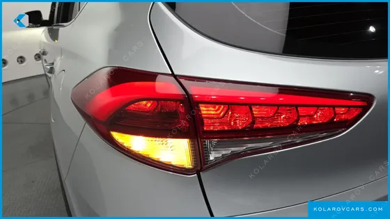 HYUNDAI TUCSON DIESEL 2.0 2WD