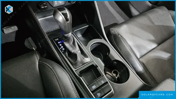 HYUNDAI TUCSON DIESEL 2.0 2WD
