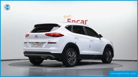 HYUNDAI TUCSON DIESEL 2.0 2WD