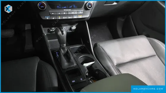 HYUNDAI TUCSON DIESEL 2.0 2WD