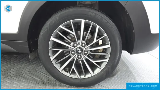 HYUNDAI TUCSON DIESEL 2.0 2WD