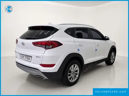 HYUNDAI TUCSON DIESEL 1.7 2WD