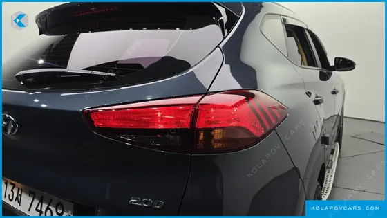 HYUNDAI TUCSON DIESEL 2.0 2WD