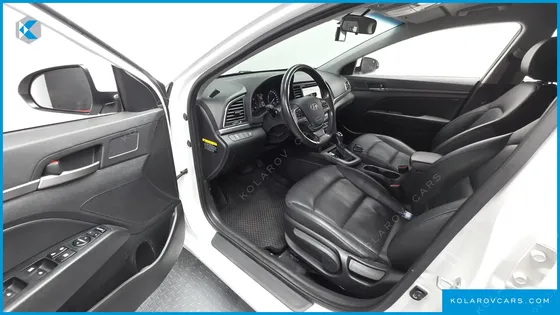 HYUNDAI ELANTRA (AVANTE) 1.6 GDI SMART