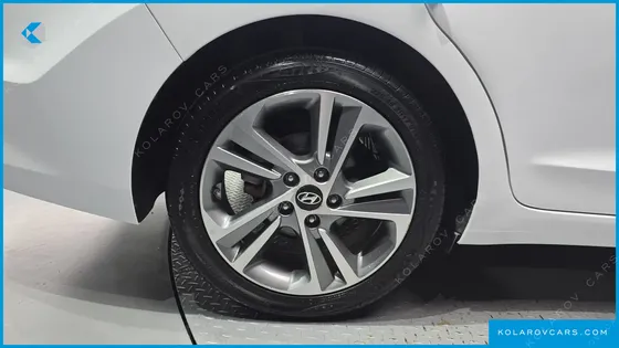 HYUNDAI ELANTRA (AVANTE) 1.6 GDI VALUE PLUS