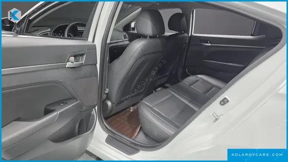 HYUNDAI ELANTRA (AVANTE) 1.6 GDI VALUE PLUS