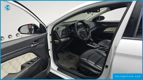 HYUNDAI ELANTRA (AVANTE) 1.6 GDI PREMIUM