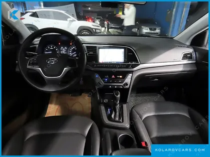 HYUNDAI ELANTRA (AVANTE) 1.6 LPI STYLE (RENTAL CAR)