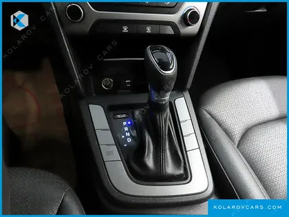 HYUNDAI ELANTRA (AVANTE) 1.6 LPI STYLE (RENTAL CAR)