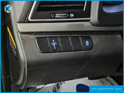 HYUNDAI ELANTRA (AVANTE) 1.6 LPI SMART (RENTAL CAR)