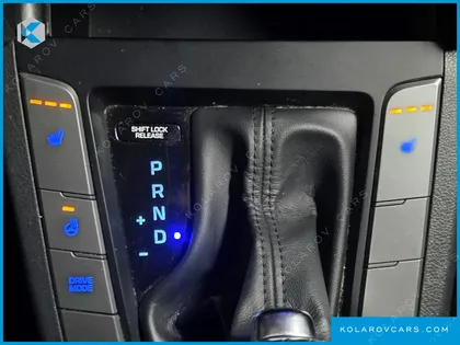 HYUNDAI ELANTRA (AVANTE) 1.6 LPI SMART (RENTAL CAR)