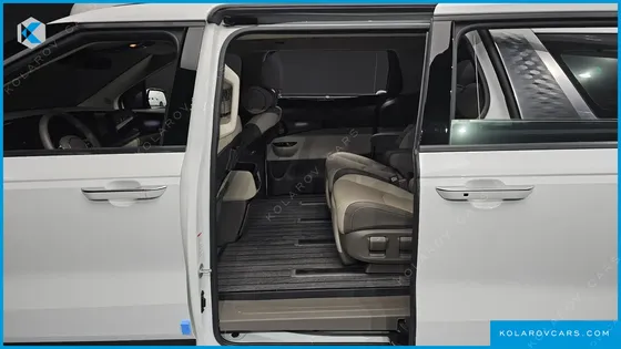 KIA CARNIVAL GASOLINE 7-SEATER LIMOUSINE(SPECIAL VEHICLE)