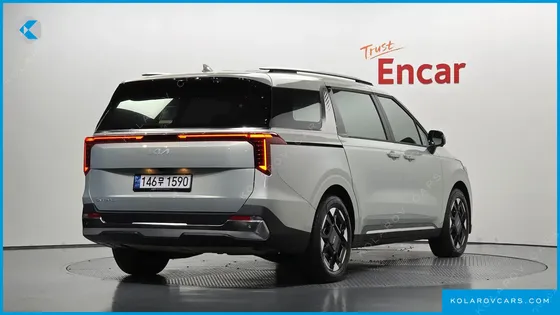 KIA CARNIVAL DIESEL 9-SEATER NOBLESSE
