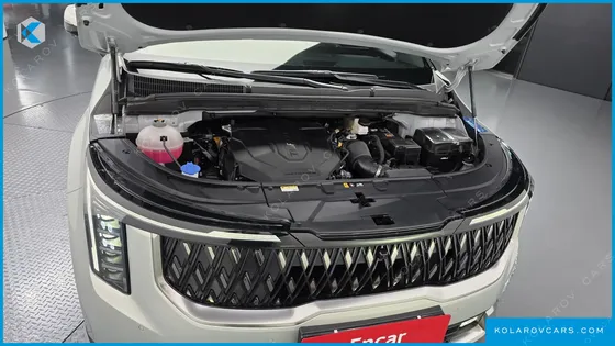 KIA CARNIVAL DIESEL 9-SEATER NOBLESSE