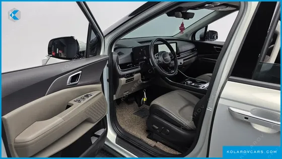 KIA CARNIVAL DIESEL 9-SEATER NOBLESSE