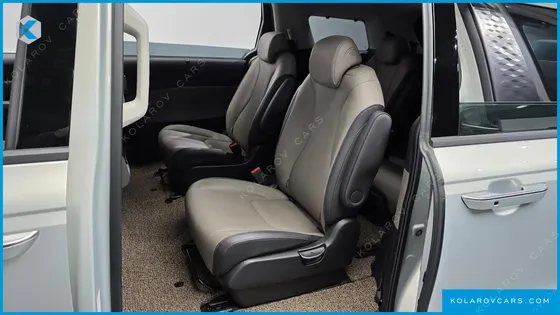 KIA CARNIVAL DIESEL 9-SEATER NOBLESSE