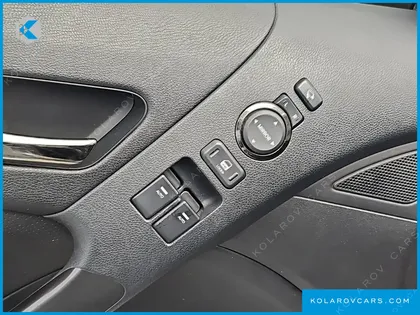 HYUNDAI GENESIS 200 TURBO P