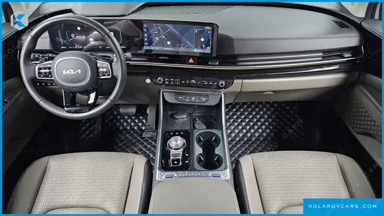 KIA CARNIVAL DIESEL 7-SEATER GRAVITY