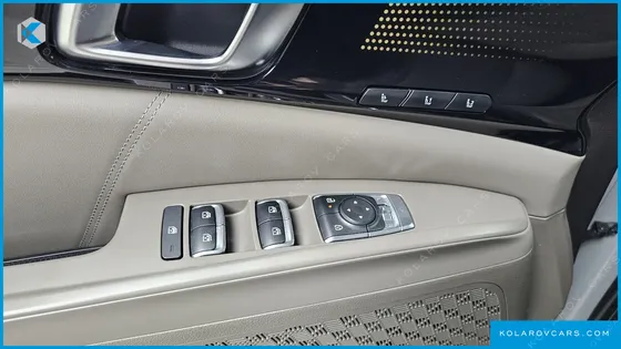 KIA CARNIVAL DIESEL 7-SEATER GRAVITY