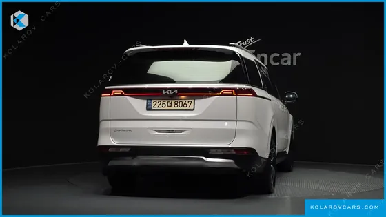 KIA CARNIVAL DIESEL 7-SEATER SIGNATURE