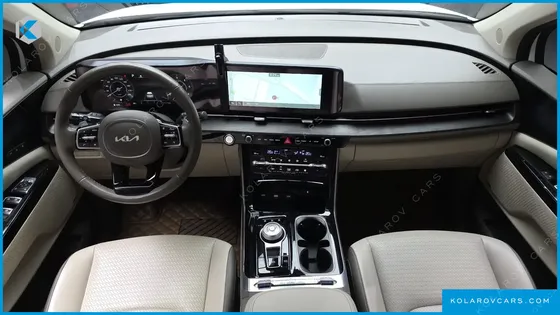 KIA CARNIVAL DIESEL 7-SEATER SIGNATURE