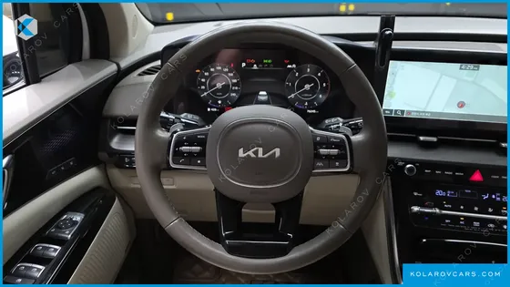 KIA CARNIVAL DIESEL 7-SEATER SIGNATURE