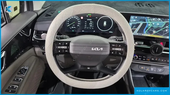 KIA CARNIVAL GASOLINE 7 SEATER X LINE