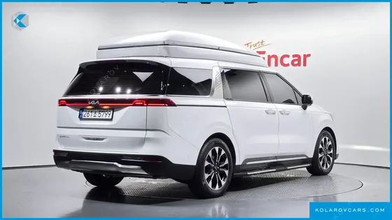 KIA CARNIVAL GASOLINE 7-SEATER SIGNATURE