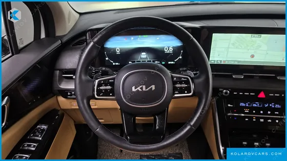 KIA CARNIVAL GASOLINE 7-SEATER SIGNATURE