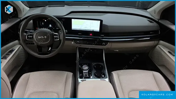 KIA CARNIVAL DIESEL 9-SEATER GRAVITY