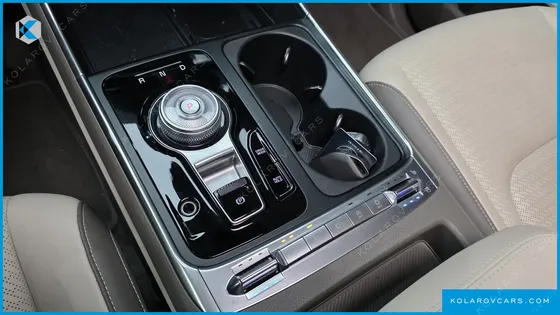 KIA CARNIVAL DIESEL 9-SEATER GRAVITY