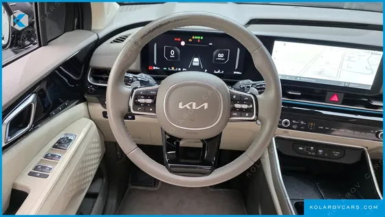 KIA CARNIVAL DIESEL 9-SEATER GRAVITY