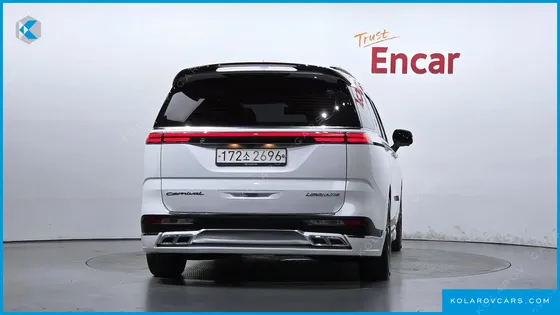 KIA CARNIVAL GASOLINE 7-SEATER SIGNATURE