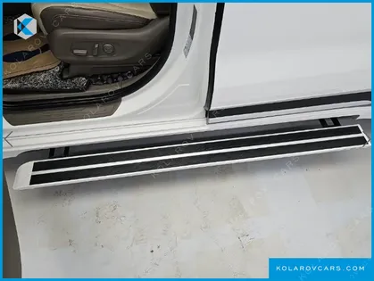 KIA CARNIVAL GASOLINE 7-SEATER SIGNATURE