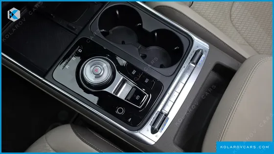 KIA CARNIVAL GASOLINE 7-SEATER GRAVITY