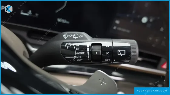 KIA CARNIVAL GASOLINE 7-SEATER GRAVITY