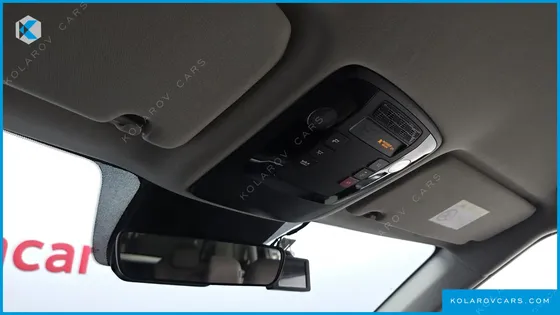 KIA CARNIVAL DIESEL 9-SEATER PRESTIGE