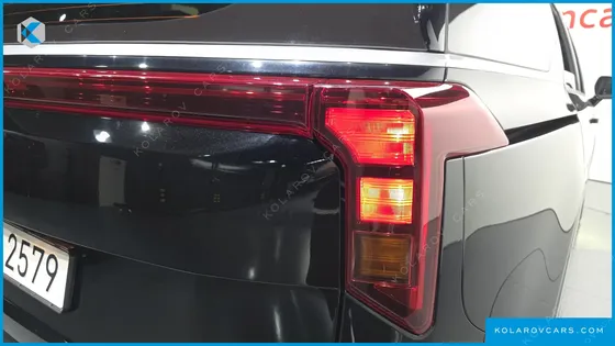 KIA CARNIVAL DIESEL 9-SEATER PRESTIGE
