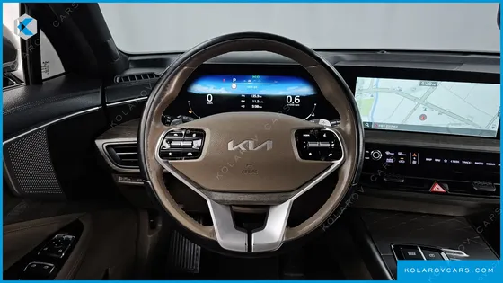KIA K8 2.5 GASOLINE 2WD