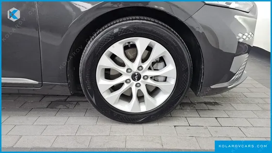 KIA K8 2.5 GASOLINE 2WD