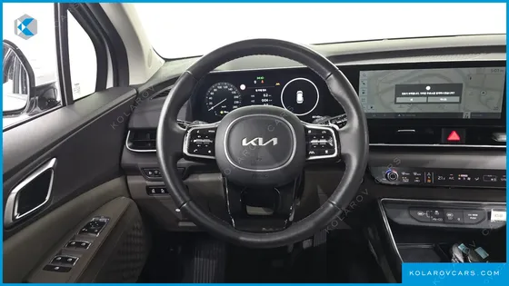 KIA CARNIVAL DIESEL 9-SEATER NOBLESSE