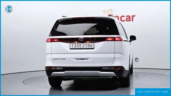 KIA CARNIVAL DIESEL 9-SEATER PRESTIGE