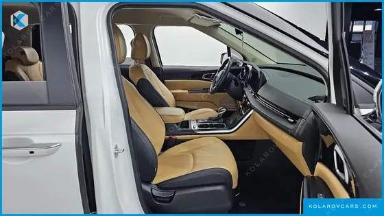 KIA CARNIVAL DIESEL 9-SEATER PRESTIGE