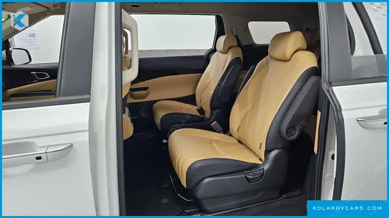 KIA CARNIVAL DIESEL 9-SEATER PRESTIGE