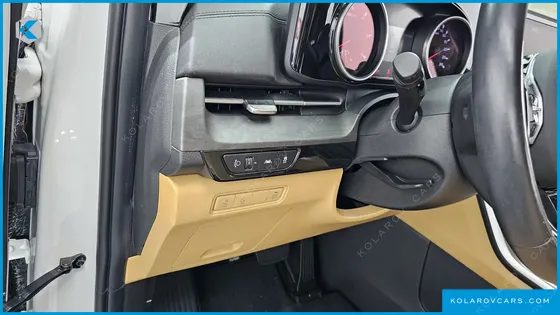 KIA CARNIVAL DIESEL 9-SEATER PRESTIGE