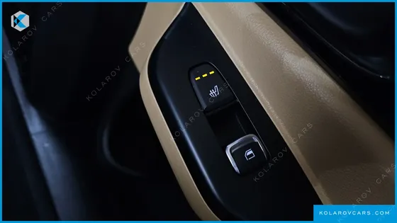 KIA CARNIVAL DIESEL 9-SEATER PRESTIGE
