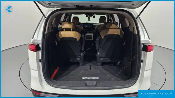 KIA CARNIVAL DIESEL 9-SEATER PRESTIGE