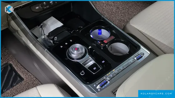 KIA CARNIVAL HEV 9-SEATER HI-LIMOUSINE