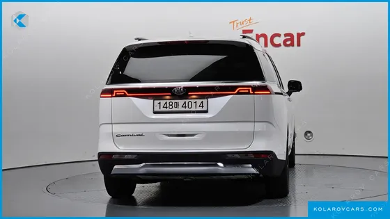 KIA CARNIVAL DIESEL 9-SEATER SIGNATURE