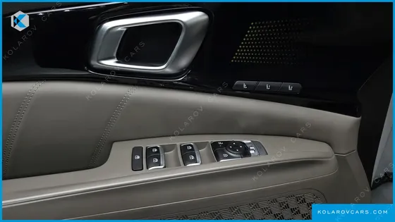 KIA CARNIVAL DIESEL 7-SEATER GRAVITY